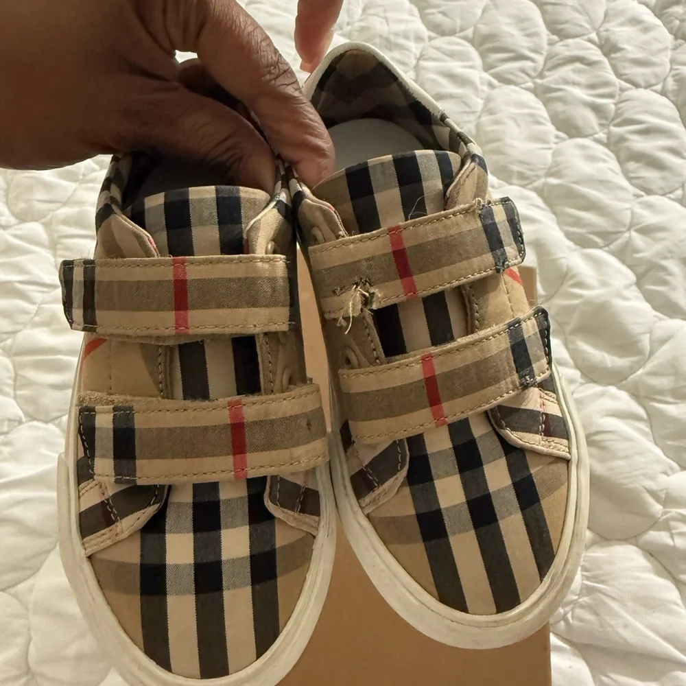 Burberry Kids Plaid Velcro Sneakers - Beige/Black/Red